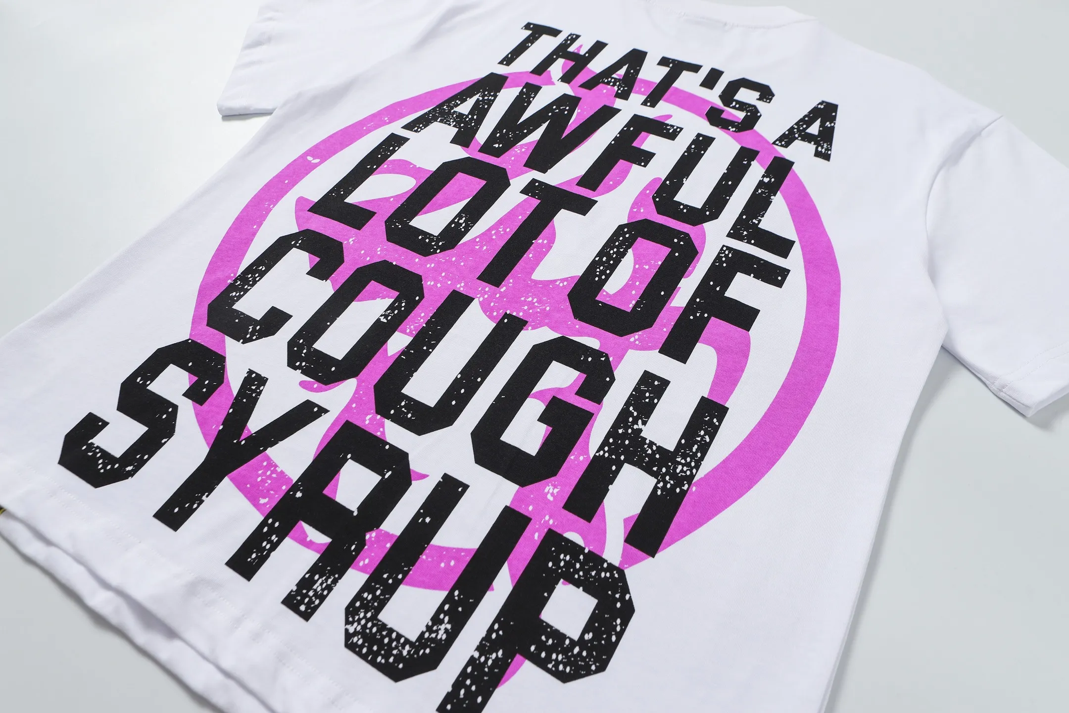 2202#Active Black/Ivory White | THAT'S A AWFUL LOT OF COUGH SYRUP In Stock Real shot American simple fashion brand loose casual T-shirt Fabric (fabric): 32 counts Weight combed double yarn pure cotton Sizes (size): S-M L X L Color (colour): Active Black/Ivory White